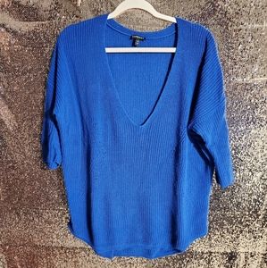 3/4 sleeve length v-neck sweater
